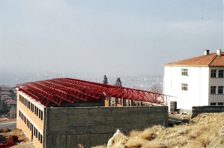 Abidin Paşa Kuvayi Milliye İ.Ö. Okuluspor Salonu Uzay Sistem Çatısı 